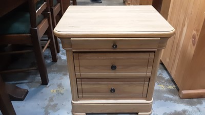 Lot 1079 - Light oak three drawer bedside chest, 58cm wide, 47cm deep, 59cm high