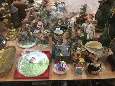 Lot 477 - Group of Capidomonte, Royal Doulton character jugs, figures and other ceramics