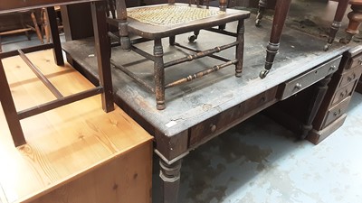 Lot 1096 - Victorian mahogany Partners writing table with lined top, four drawers, on turned and faceted legs 137 x 90 cm