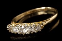 Lot 472 - Edwardian diamond five stone ring with five...