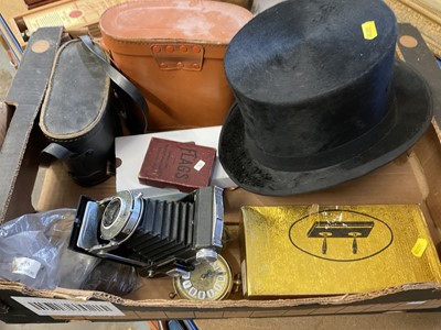 Lot 224 - Miscellaneous items including felt top hat, binoculars, pens and sundries