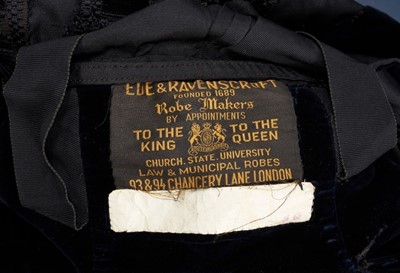 Lot 800 - 19th century suite of Town Clerk wig and formal garments