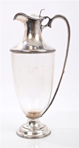 Lot 215 - Fine quality Edwardian clear glass claret jug...