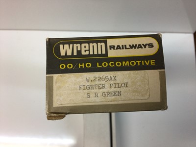 Lot 154 - Wrenn OO gauge 4-6-2 BR Green Battle of Britain Class '601 Squadron' tender locomotive 34071 (wrong box)