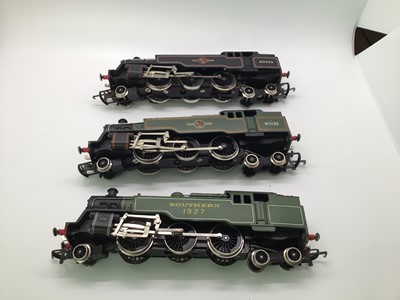 Lot 159 - Wrenn OO gauge 2-6-4T BR Black Standard Tank locomotive 80033, W2218, 2-6-4T BR Lined Green Stabdard Tank locomotive 80135, W2270 and 2-6-4T Southern lined green Standard Tank locomotive 1927, W224...