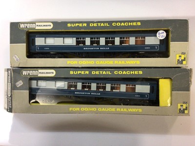 Lot 161 - Wrenn Pullman Brighton Belle blue coaches including 1st Class W6005A (x2) and Parlour W6004A (x3), all boxed (5)