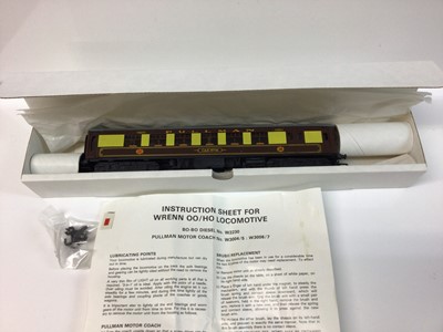 Lot 164 - Wrenn OO gauge 2 Car Set Brighton Belle Southern electric Pullman Brown/cream Motorcoach 'Car No.90' and non powered 'Car No.91', boxed