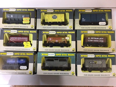Lot 165 - Wrenn OO gauge rolling stock including wagons, tankers and vans, boxed (28)