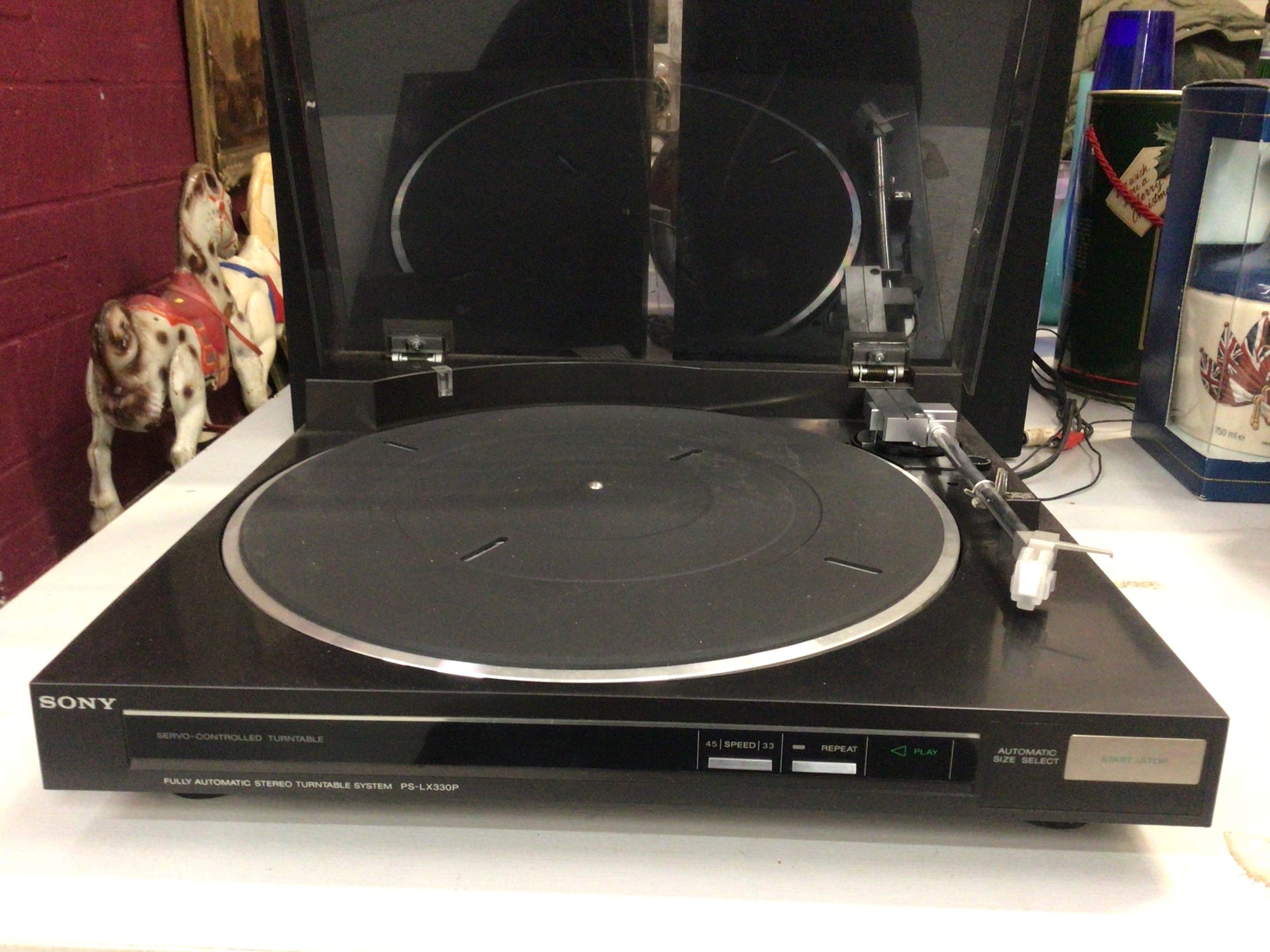 Lot 300 Sony fully automatic stereo turntable system
