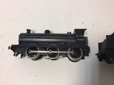 Lot 73 - Railway O gauge three rail BR unlined black 0-6-0 tender locomotive 43871