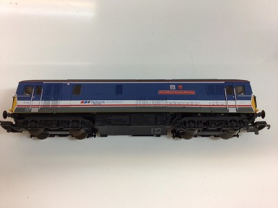 Lot 180 - Lima OO gauge lcomotives including Commerative Edition Certificate No.2779Pullman Umber nd Cream electric diesel Class 73/1'The Royal Alex' 73101, boxed L205186A6, GWR Passenger Railcar No.22, boxe...