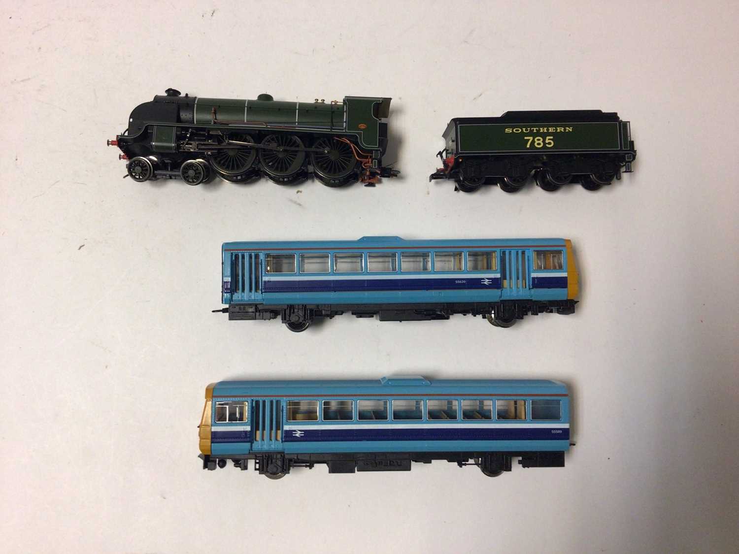 Lot 200 - Hornby OO gauge locomotives including BR two tone blue with yellow ends Provincial Sector Twin railbus Class 142 , 55639 & 55589, boxed R867 and The Royal Mail Great British Railways collection Lim...