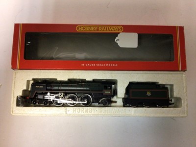 Lot 205 - Hornby OO gauge locomotives including Limited Edition 1669/2008 SR 4-6-2 West Country Class 'Bude' with BR Stanier tender 34006, boxed R2685, LMS Black 4-6-0 Class 5P5F tender locomotive 5055, boxe...
