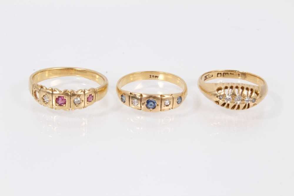 Lot 436 - Three Victorian 18ct gold dress rings