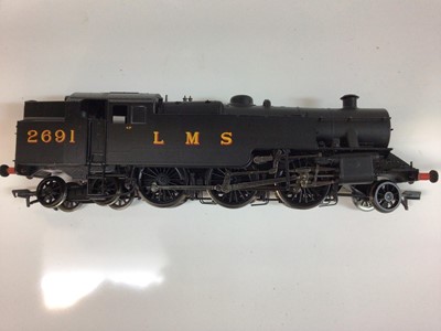 Lot 174 - Bachmann OO gauge locomotives including LMS Black 2-6-4 Fairburn Tank locomotive 2691, boxed 32-875, LNER Black 2-8-0 07/WD tender locomotive 3085, boxed 32-254, BR lined Black Early Emblem 4-6-0 M...