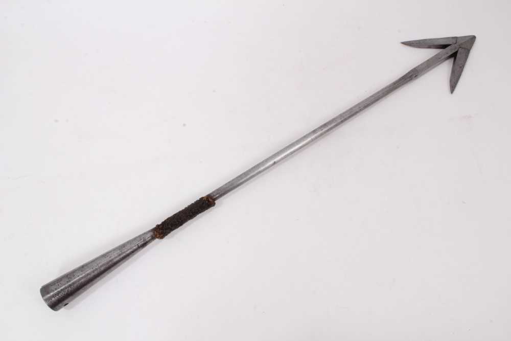 Hapoons Lot 814 - Rare 19th century steel whaling harpoon