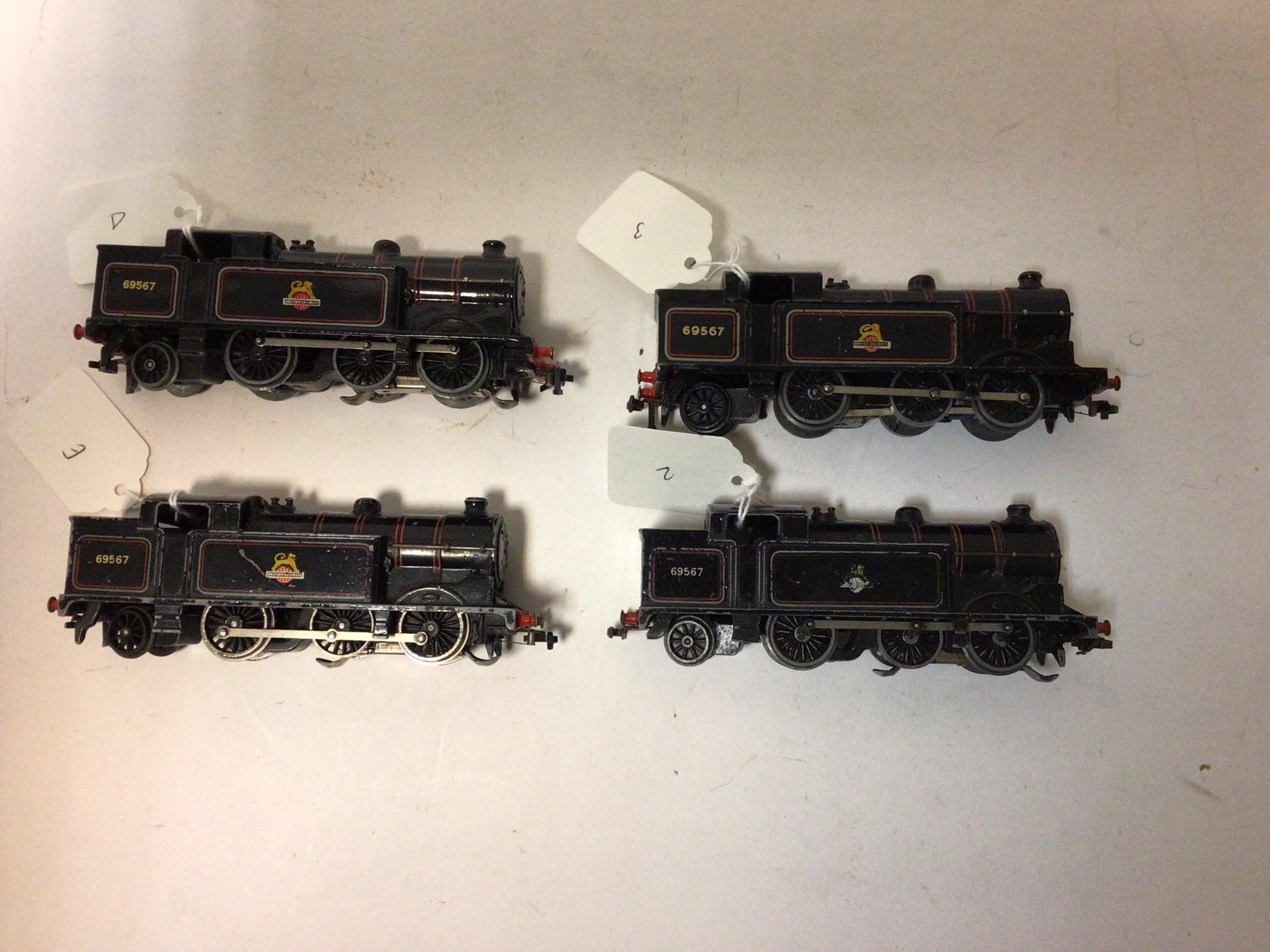 Lot 210 - Hornby 00 gauge locomotives including: