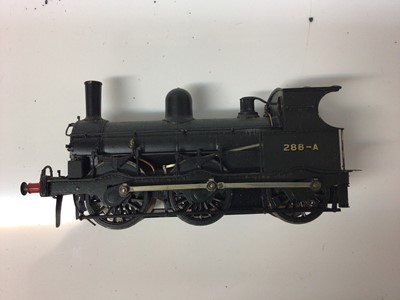 Lot 212 - Railway 00 gauge locomotives including: 2-10-0 black class F9 92022, 0-6-0 class F3 maroon 16440, 0-4-4 maroon 1324, 0-6-0 LSWR lined green 735, 0-4-2 green 641, 4-4-2 green 493, 4-4-0 green E463,...