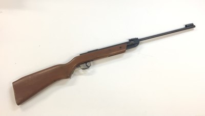 Lot 990 - Vintage Milbro G23 break action air rifle