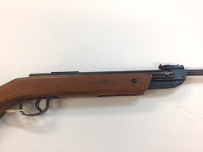 Lot 990 - Vintage Milbro G23 break action air rifle