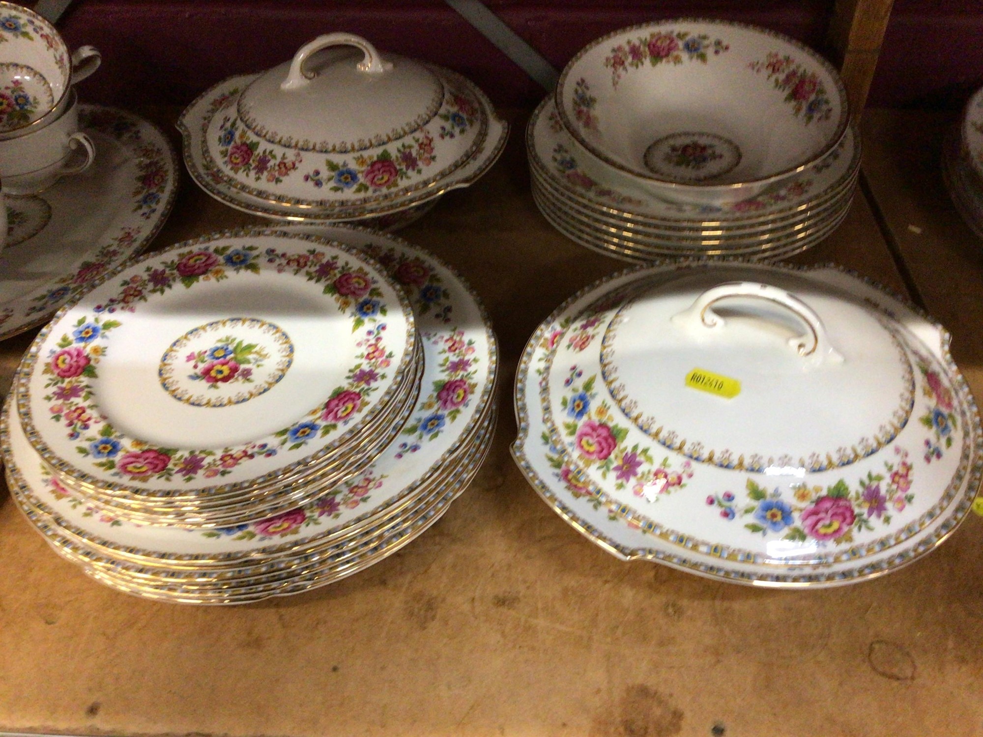 Lot 692 Royal Grafton Malvern dinner service with