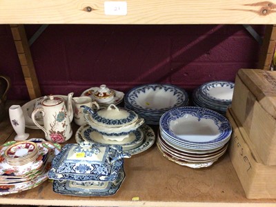 Lot 702 - Mixed lot of ceramics including two sauce dishes, various plates and bowls, plus sandwich set, and two Chinese coffee sets in boxes