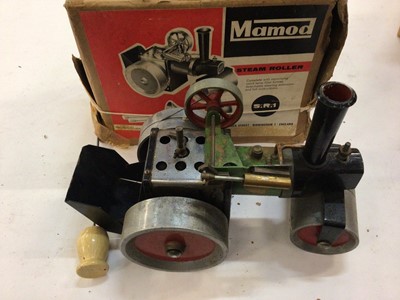 Lot 1939 - Five boxed Mamod model steam rollers