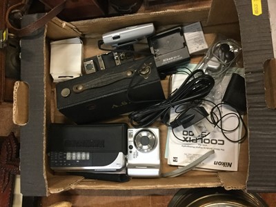 Lot 451 - Nikon Coolpix 5200 digital camera, other cameras and a Robert's radio