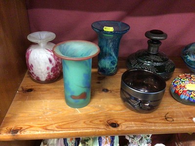 Lot 111 - Collection of M'Dina glass to include six vases, bowl, and other studio and art glass