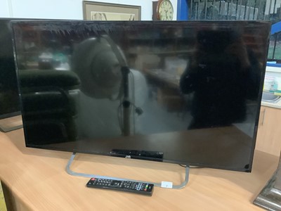 Lot 2 - JVC 40" Full HD LED Backlit LCD TV with remote control