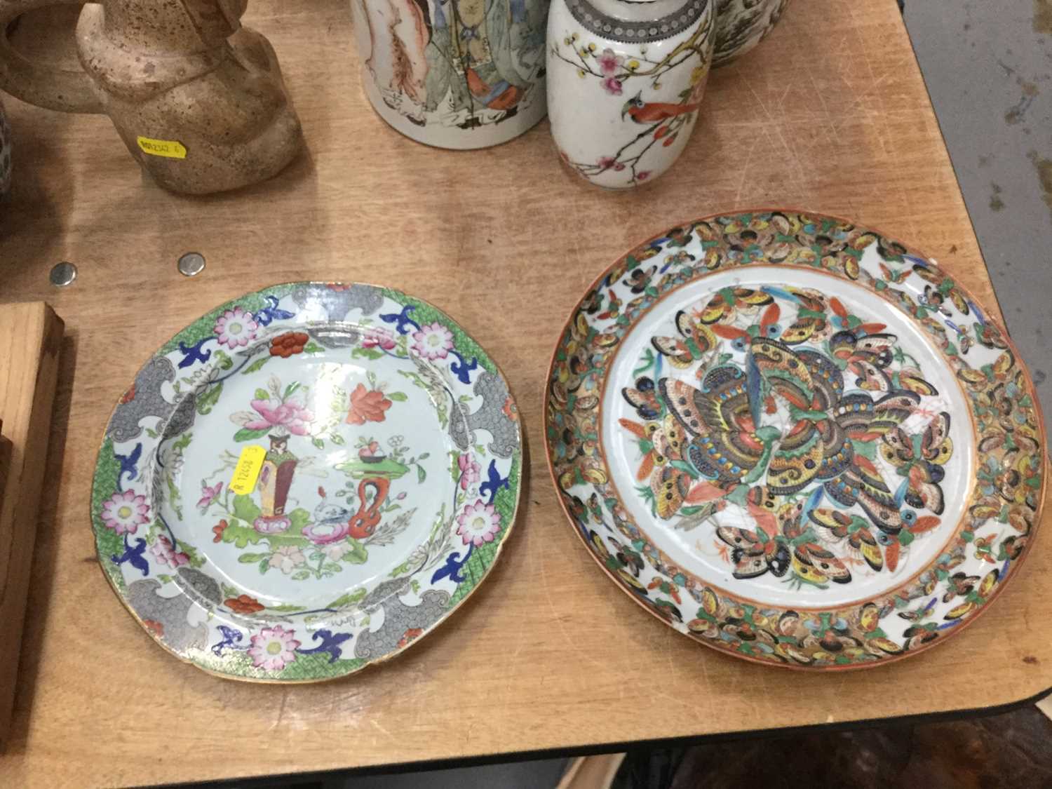 Lot 140 - 19th century Chinese famille rose Canton dish, and a 19th century Mason's dish