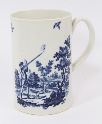 Lot 126 - A Worcester mug, printed in blue with the Man Shooting a Gun pattern, circa 1775