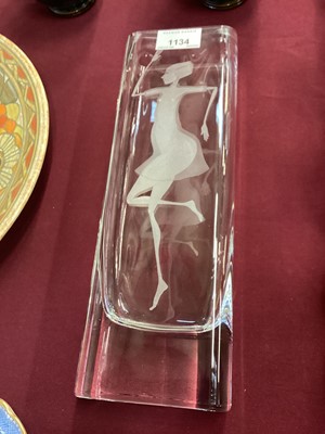 Lot 1134 - Nancy Sutcliffe contemporary art glass vase