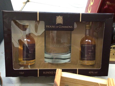 Lot 322 - Group of champagne, wine and spirits including Ascott XO brandy, Hine Antique cognac, House of Commons whisky boxed set and alcohol miniatures