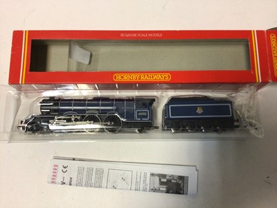 Lot 226 - Hornby OO gauge locomotives including BR Express passenger blue 4-6-2 Class A3 'Prince Palatine' tender locomotive 60052, boxed R146, BR lind green 4-4-0 Schools Class V 'Dover' tender locomotive 3...