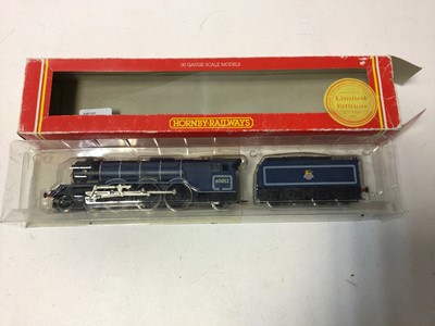 Lot 228 - Hornby OO gauge locomotives including BR black 2-8-0 Class 2800 tender locomotive 2857, boxed R143, LNER green 4-6-0 Class B17 'Manchester United' tender locomotive 2862, boxed R053, SR green 4-4-0...