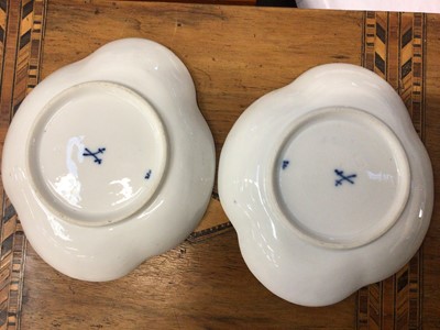 Lot 173 - Pair of Meissen blue and white Onion pattern saucers
