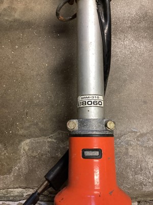 Lot 345 - Echo Petrol blade strimmer