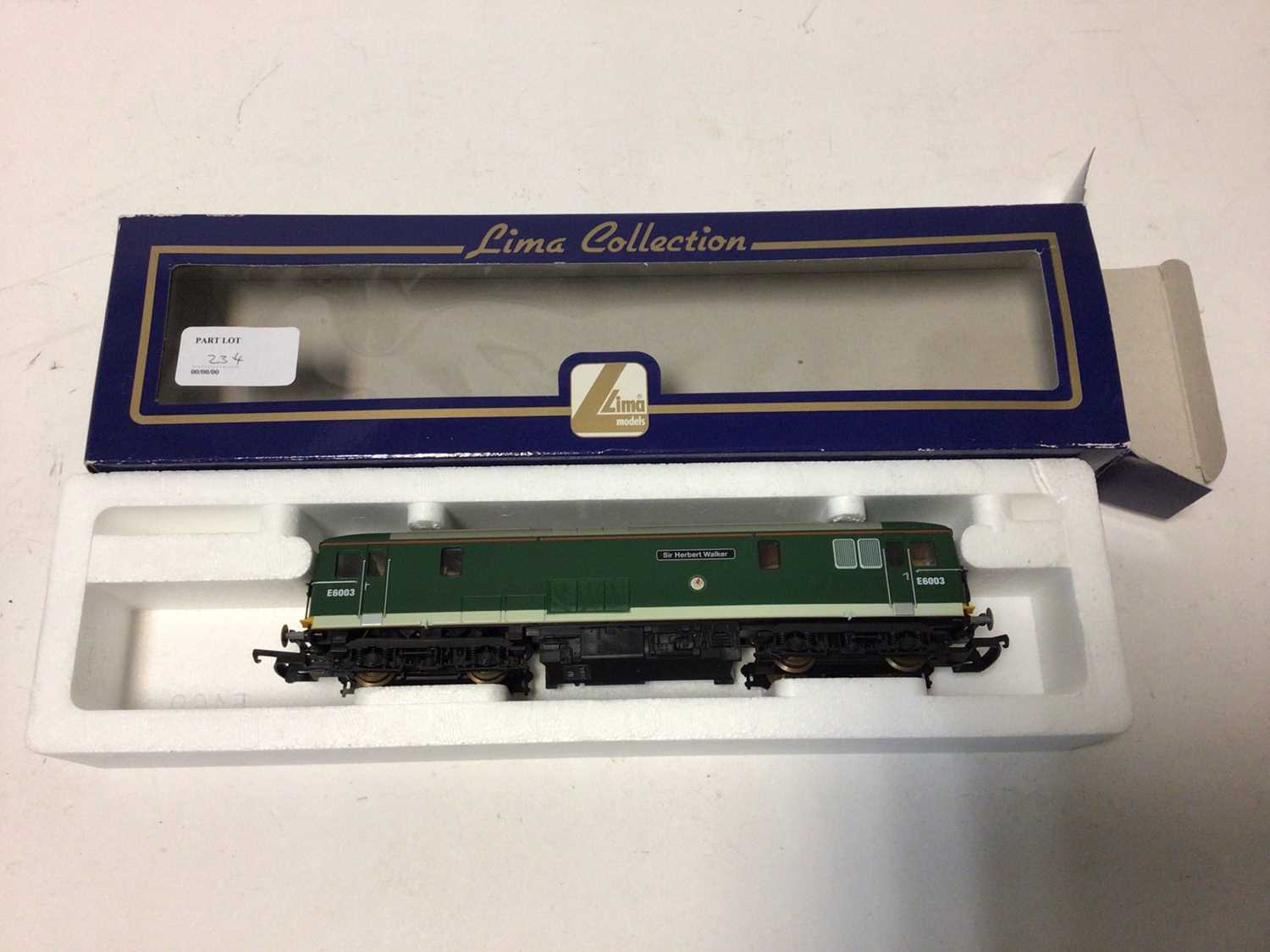 Lot 234 - Lima Collection OO gauge locomotives including Load Haul Class 37 diesel 'Gartcosh' 37884, boxed L204622, BR green Class 73 diesel 'Sir Herbert Walker' E6003, boxed L149929, EWS Class 33 diesel 330...