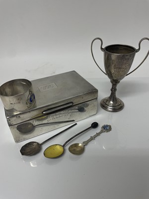 Lot 844 - George V silver cigarette box of rectangular form with engine turned decoration and engraved presentation inscription "Presented to W.P. Gibson Esq. by the staff of the Wallace Collection 31st Octo...