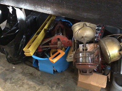 Lot 213 - Several boxes of tools
