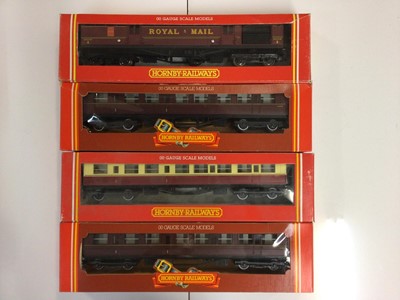 Lot 246 - Hornby OO gauge mixed lot of BR coaches (25)