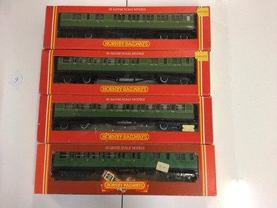 Lot 250 - Hornby OO gauge mixed lot of SR & LNER coaches (24)