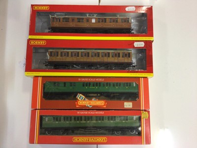 Lot 250 - Hornby OO gauge mixed lot of SR & LNER coaches (24)