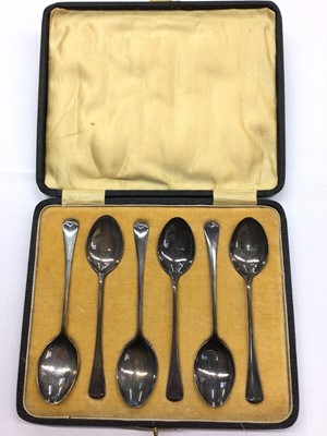 Lot 62 - Cased set of six George V silver teaspoons (Birmingham 1924)