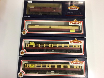 Lot 253 - Bachmann OO gauge mixed lot of mainly BR coaches (23)