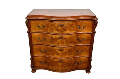 Lot 1365 - 19th century Continental walnut serpentine chest of drawers