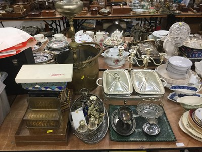 Lot 516 - Collection of mixed metal ware to including cutlery, smokers stand and other items.