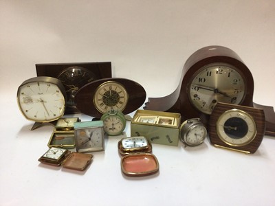 Lot 2467 - Collection of various clocks