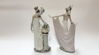 Lot 1180 - Two Lladro porcelain figures